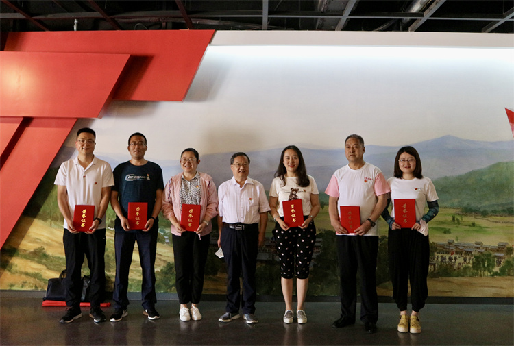 1656312972829159.jpg 总部党总支哈达铺主题党日活动01.jpg