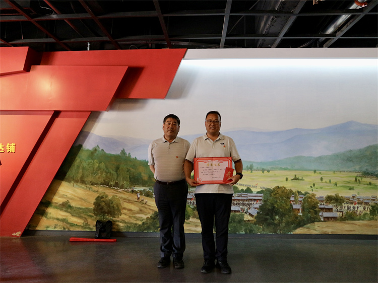 165631233294505.jpg 总部党总支哈达铺主题党日活动02.jpg